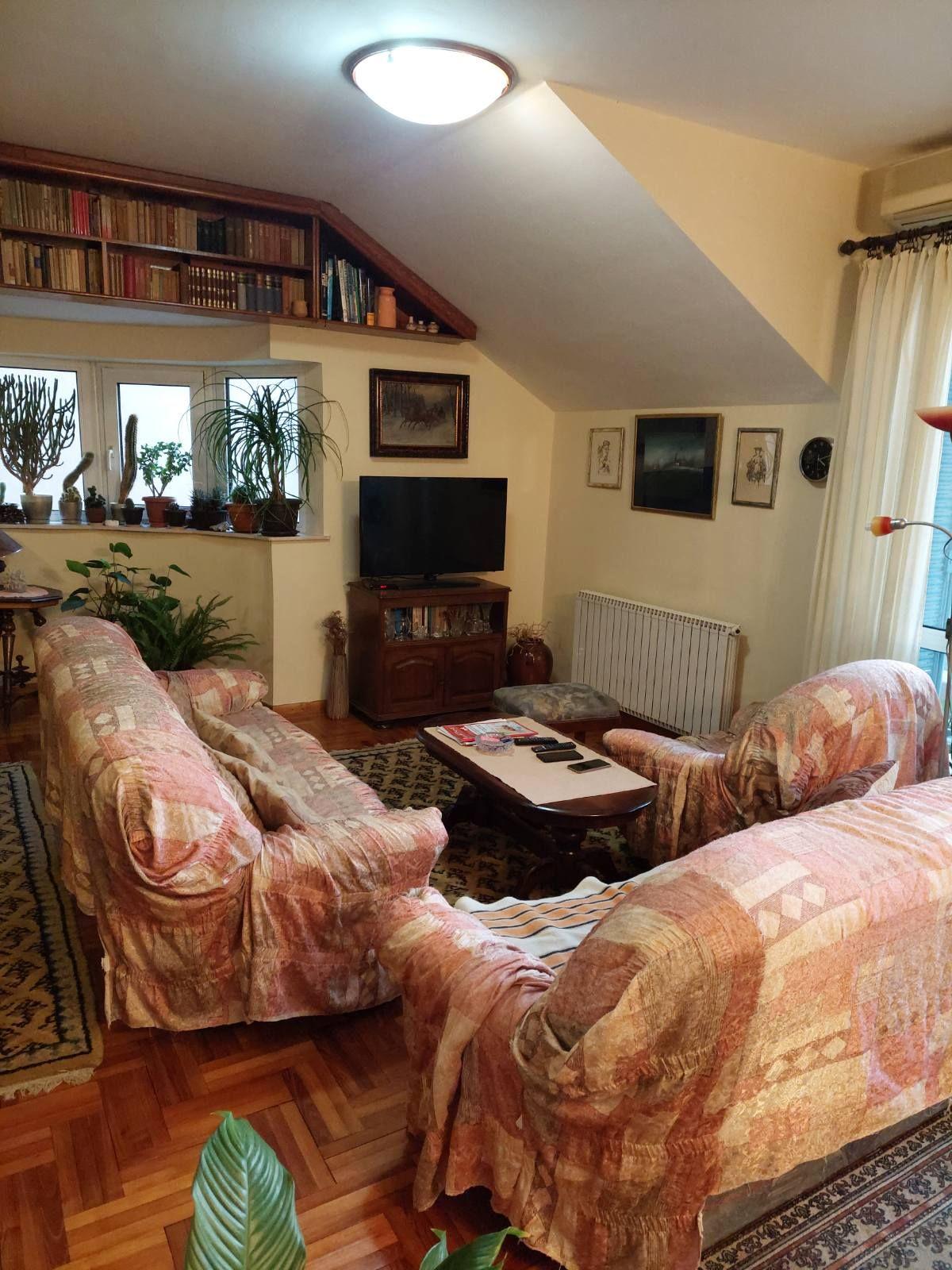 Квартира, 1506 м², 348 000$ — FAKTOR